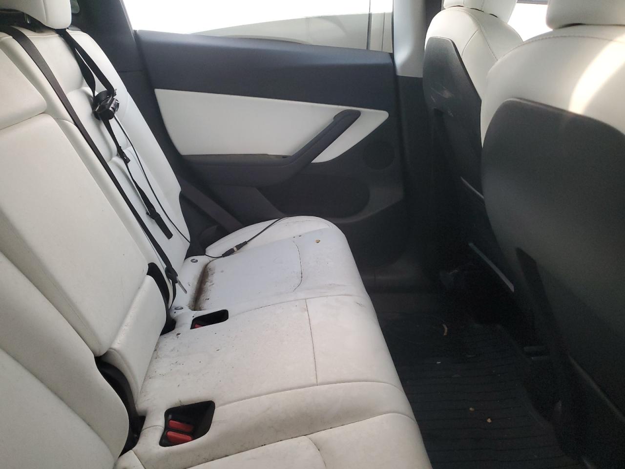 2021 Tesla Model Y VIN: 5YJYGDED8MF124655 Lot: 85175845