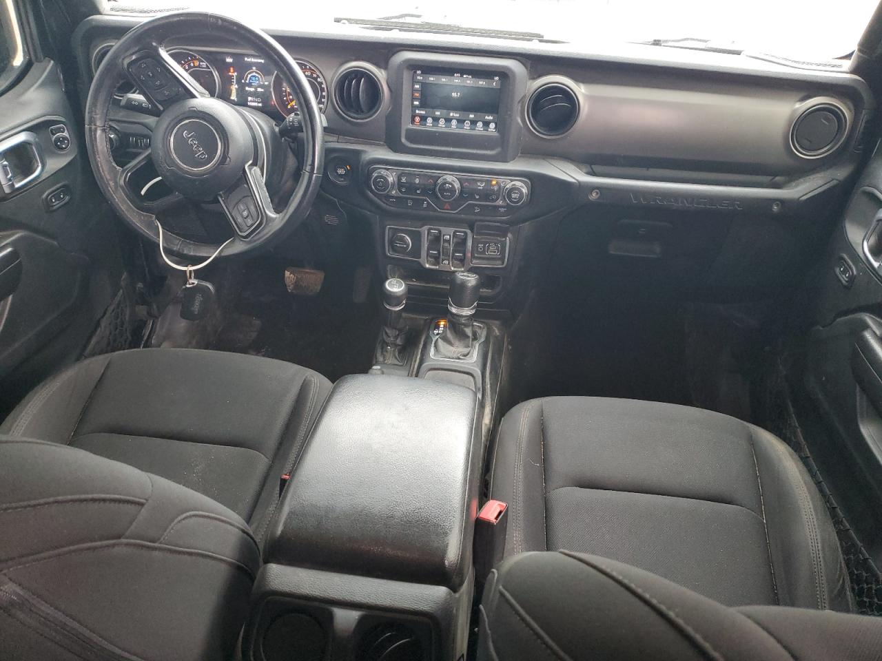 2018 Jeep Wrangler Unlimited Sport VIN: 1C4HJXDG3JW105064 Lot: 82244045