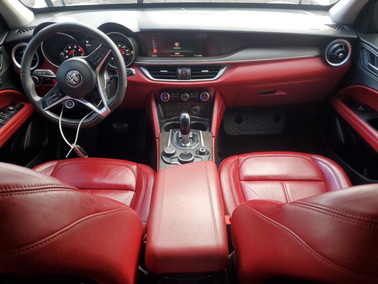 2018 Alfa Romeo Stelvio Ti VIN: ZASFAKBN8J7B72983 Lot: 90545095