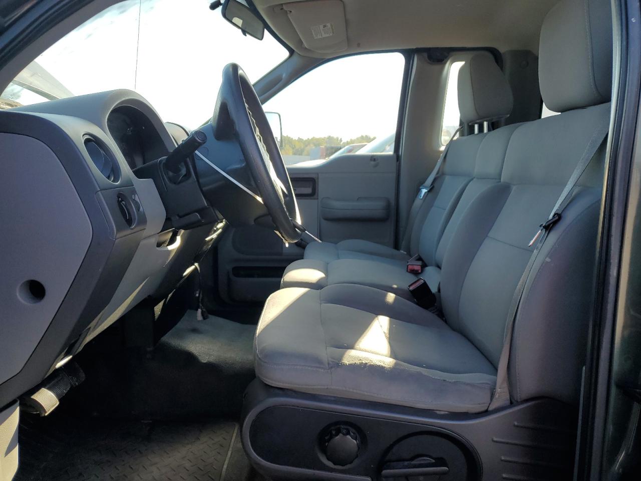 2005 Ford F150 VIN: 1FTRF12W95KC57926 Lot: 85641625