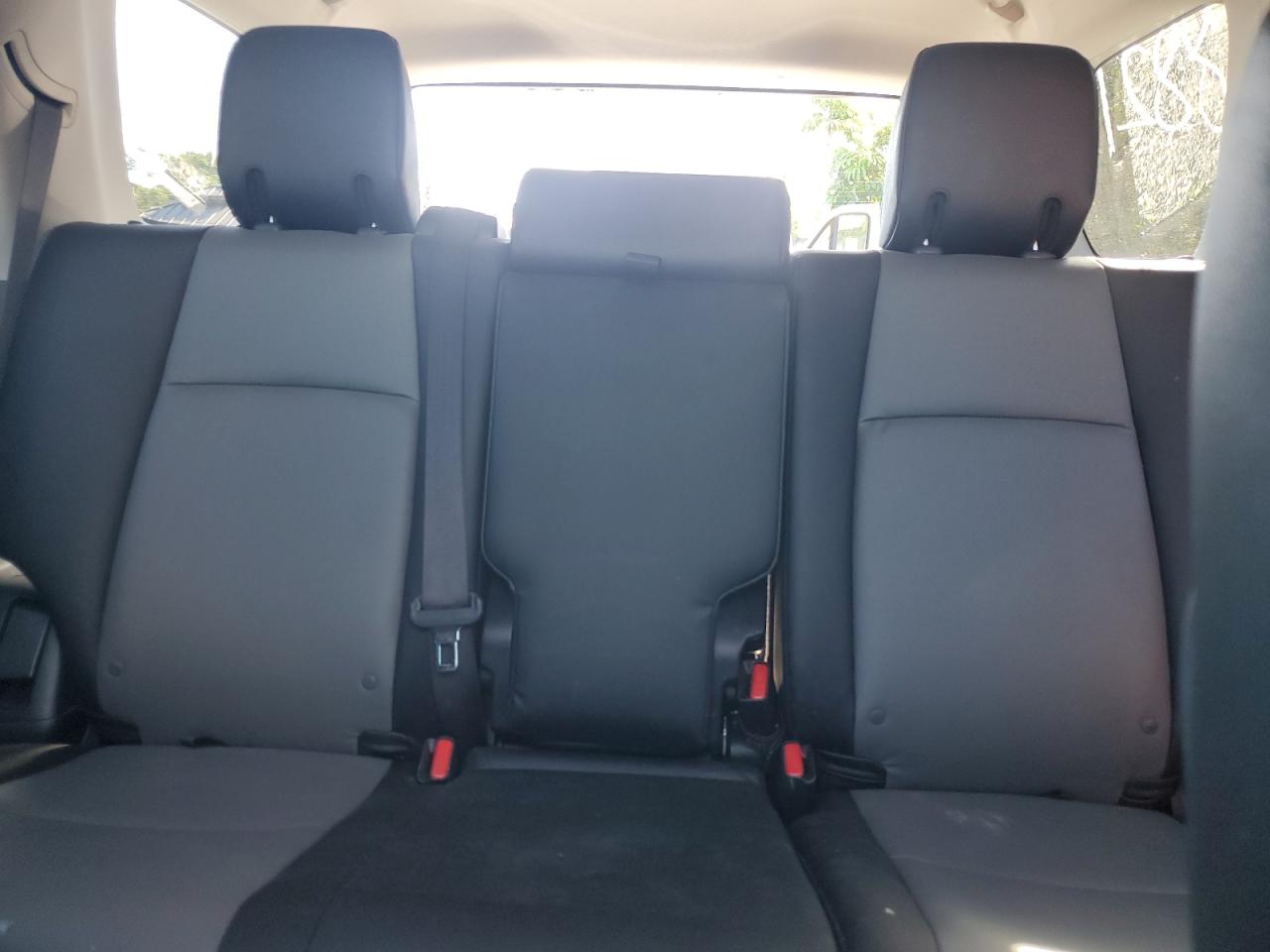 2024 Toyota 4Runner Sr5/Sr5 Premium VIN: JTENU5JR9R6298820 Lot: 84652085