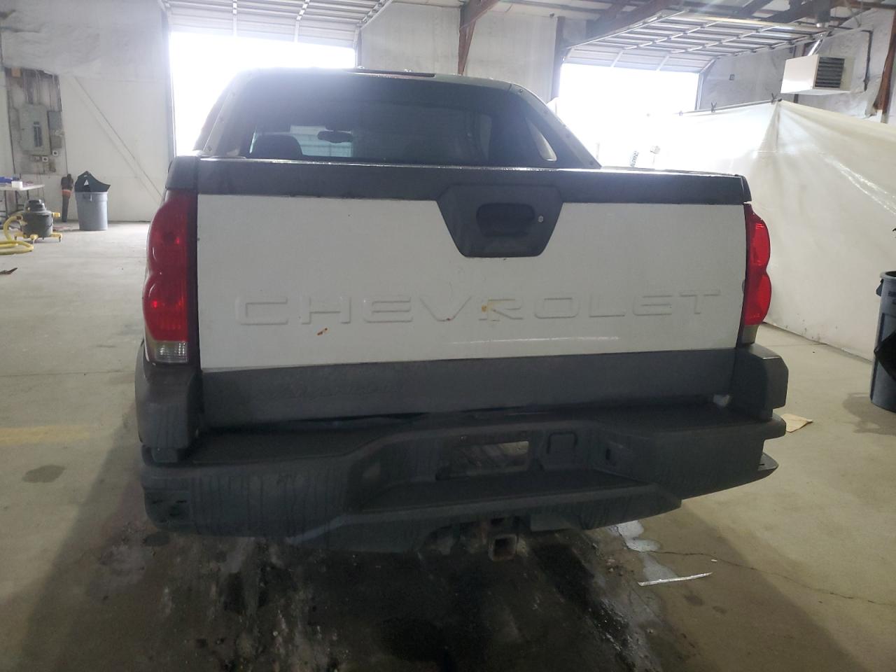 2002 Chevrolet Avalanche K1500 VIN: 3GNEK13T82G159530 Lot: 90055085