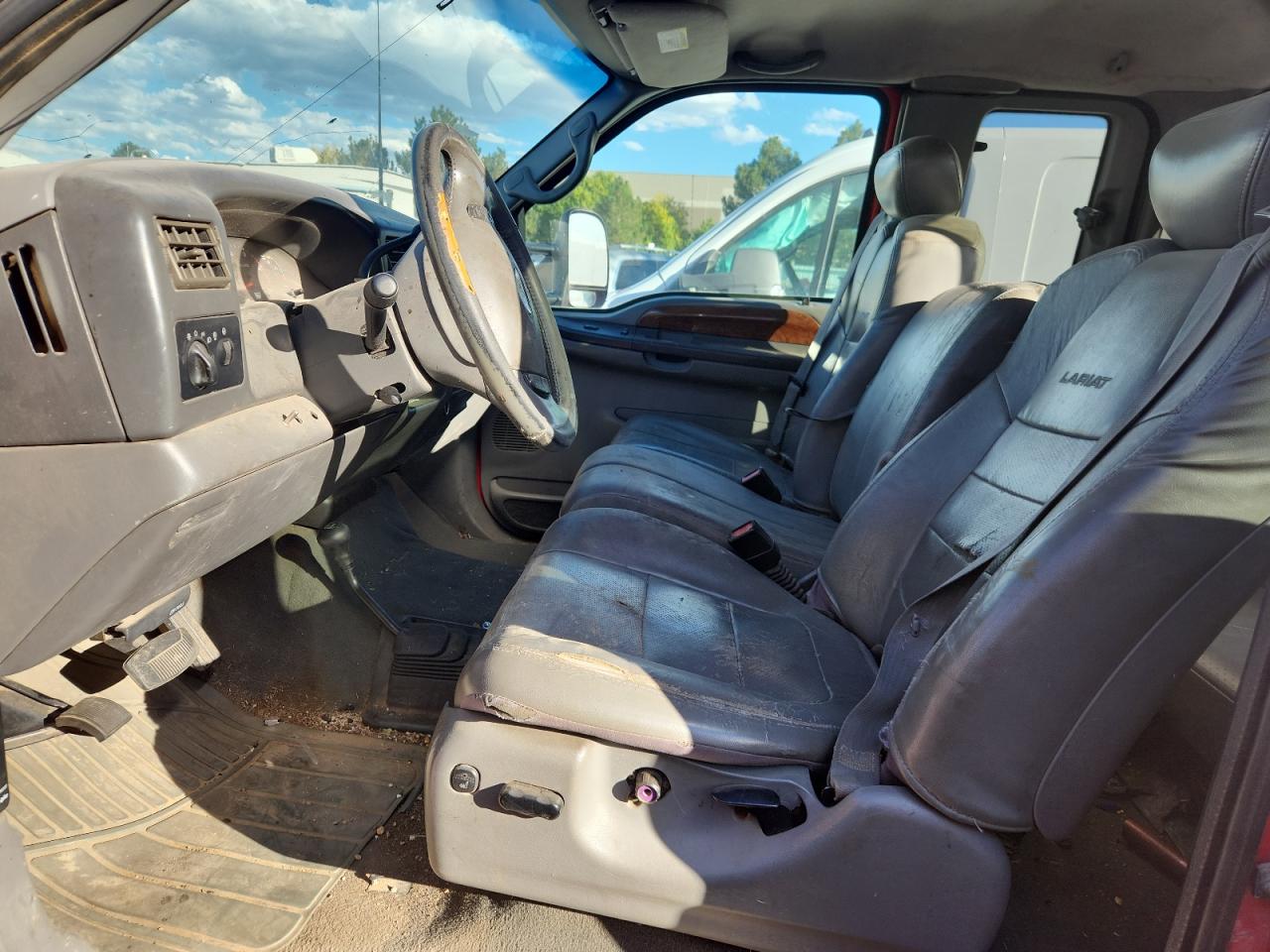 2002 Ford F550 Super Duty VIN: 1FDAX57FX2ED52771 Lot: 84206795