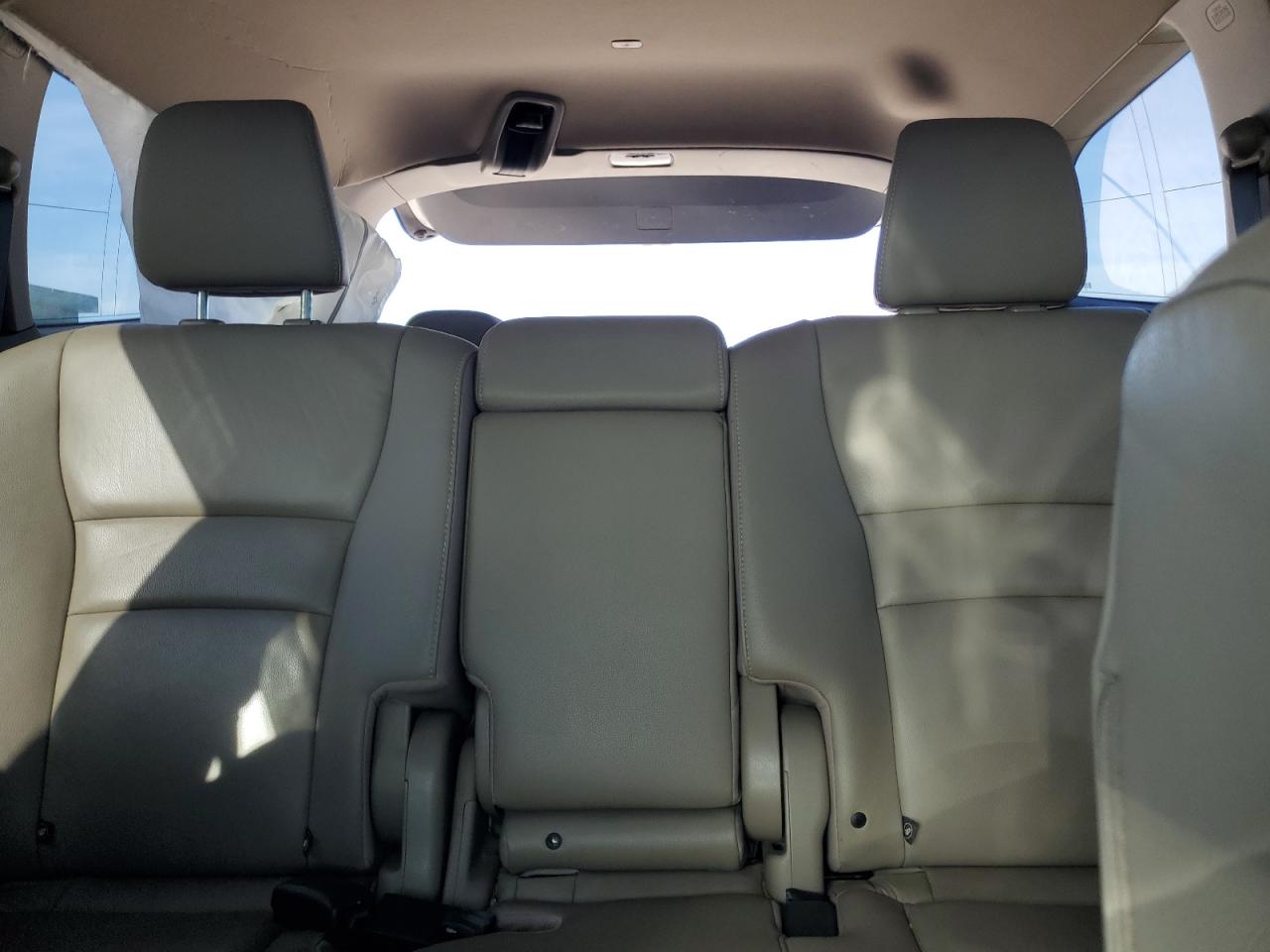 2018 Honda Pilot Exln VIN: 5FNYF5H73JB014655 Lot: 85135635