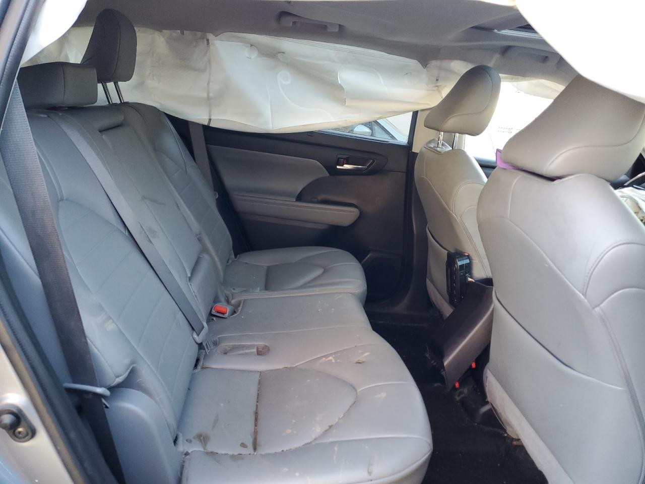 2021 Toyota Highlander Hybrid Xle VIN: 5TDGBRCH3MS065944 Lot: 89839345