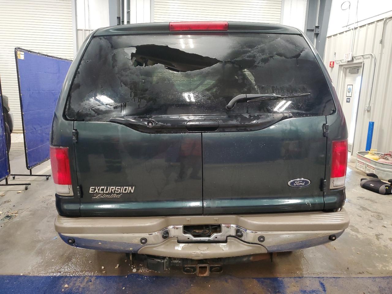 2001 Ford Excursion Limited VIN: 1FMSU43FX1ED04585 Lot: 89646415