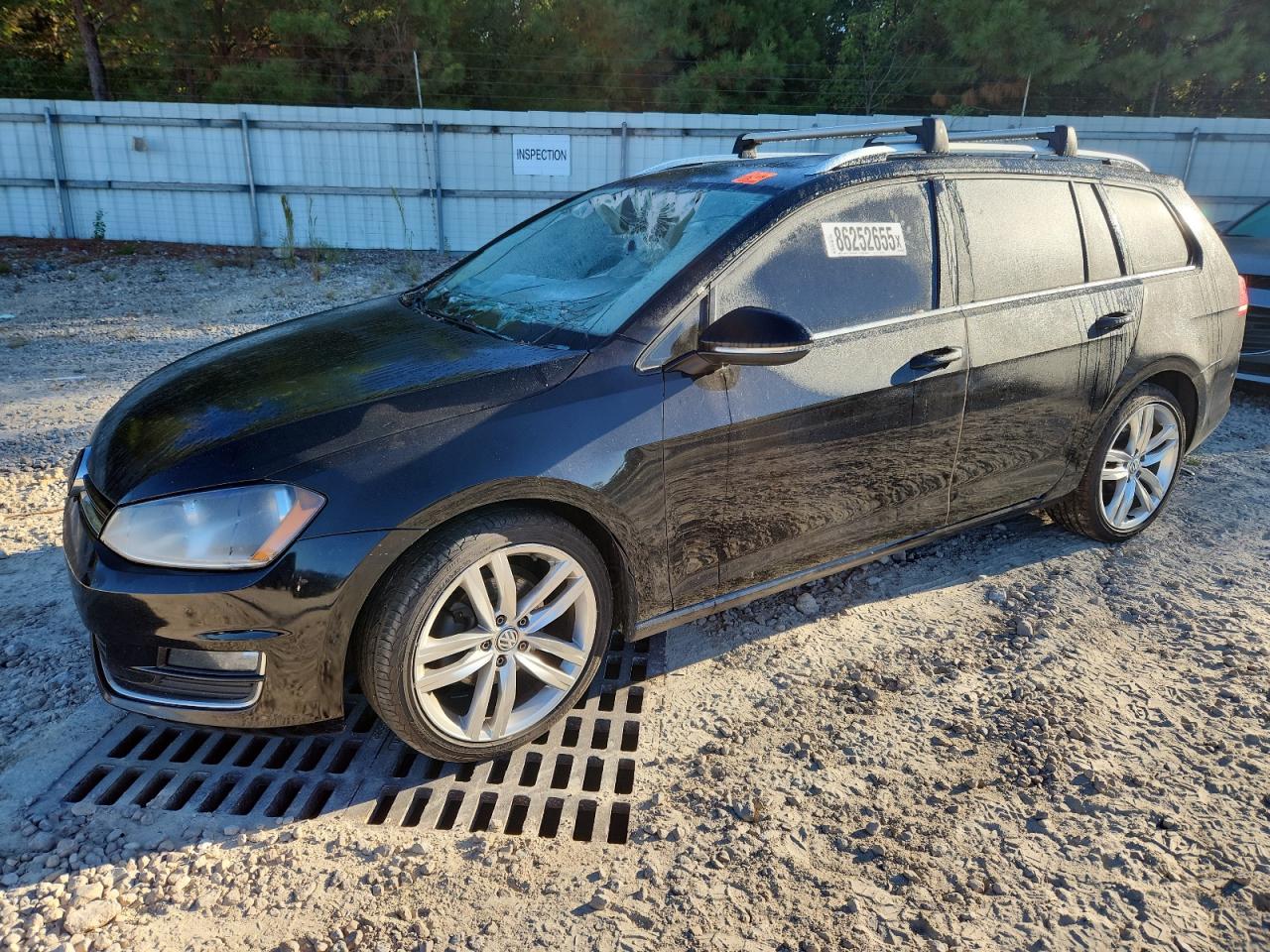 2016 Volkswagen Golf Sportwagen S