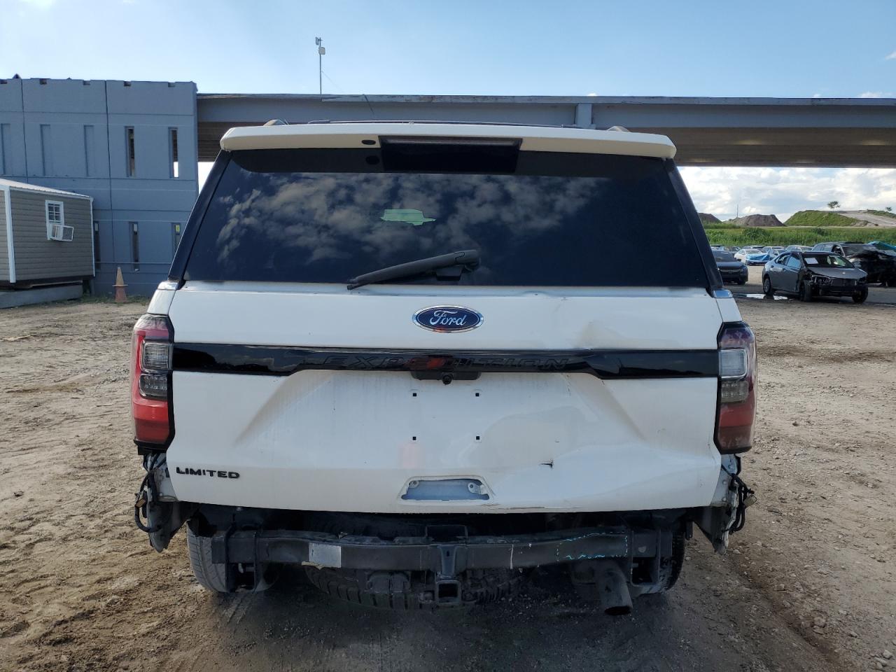 2021 Ford Expedition Limited VIN: 1FMJU2AT8MEA28548 Lot: 86713245