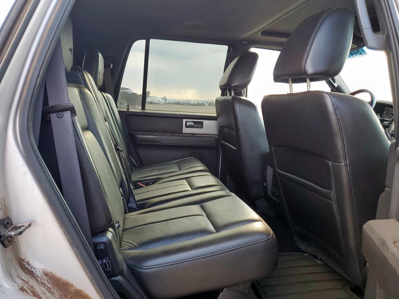 2010 Ford Expedition Limited VIN: 1FMJU2A52AEB20543 Lot: 84472105