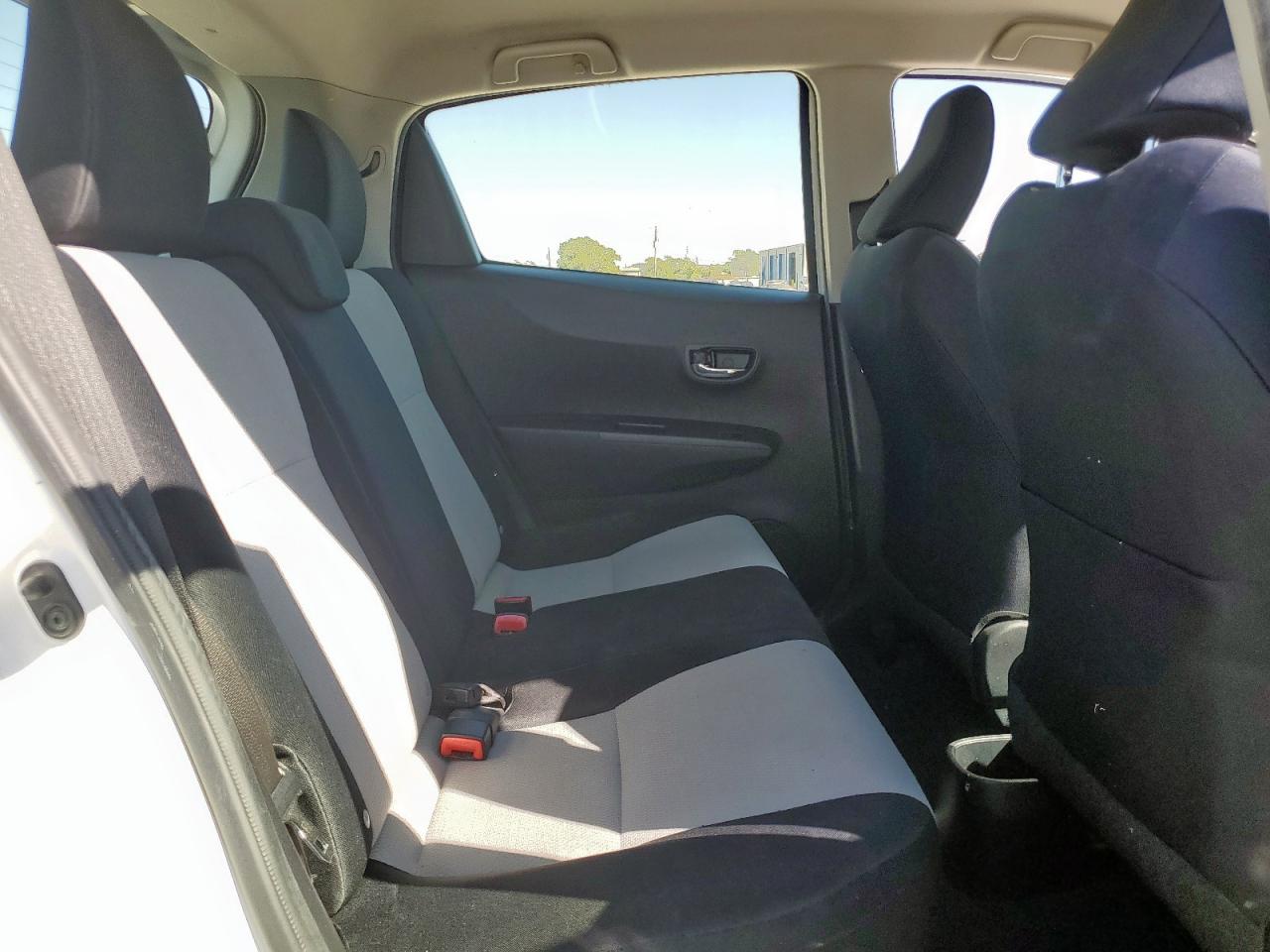 2012 Toyota Yaris VIN: JTDKTUD38CD526062 Lot: 86260085