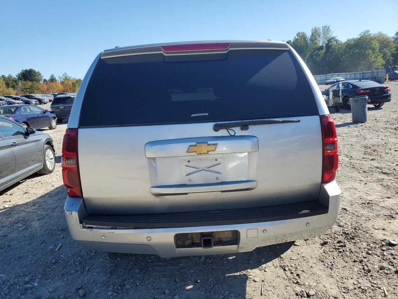 2013 Chevrolet Suburban K1500 Lt VIN: 1GNSKJE78DR164877 Lot: 85090485