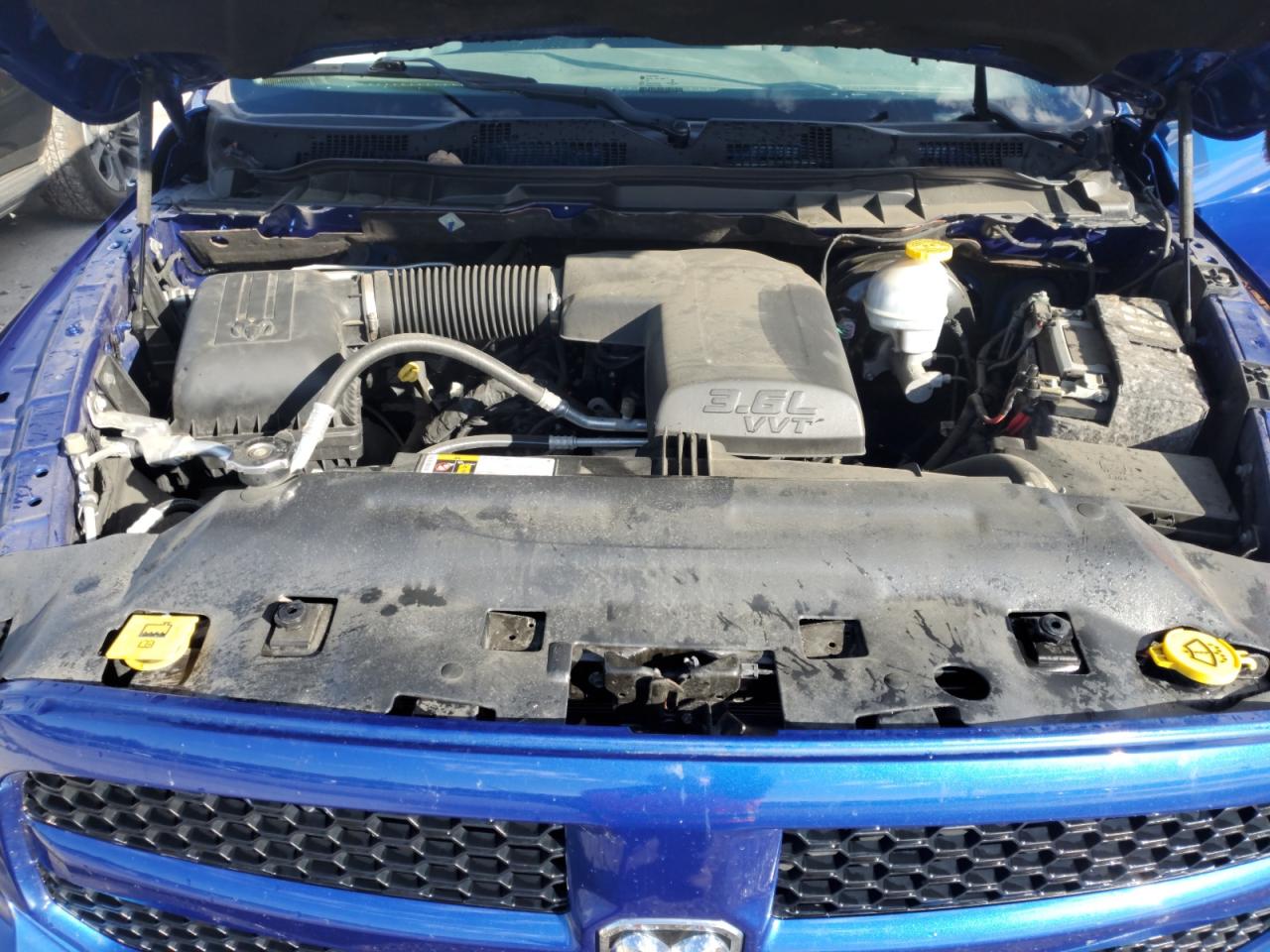 2018 Ram 1500 St VIN: 1C6RR7FG5JS352756 Lot: 87257575