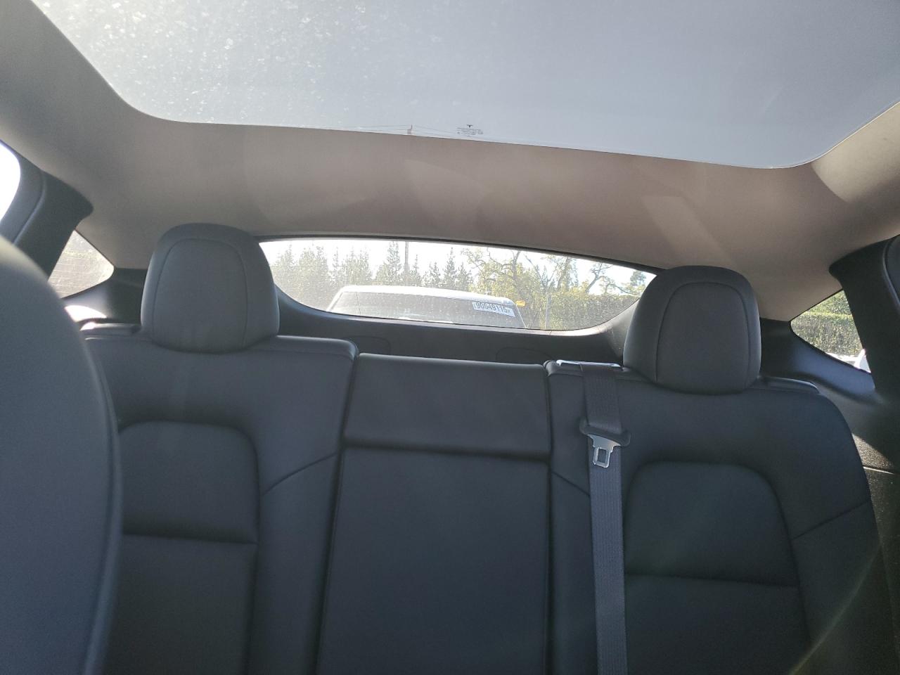 2020 Tesla Model Y VIN: 5YJYGDEE2LF058143 Lot: 90369295