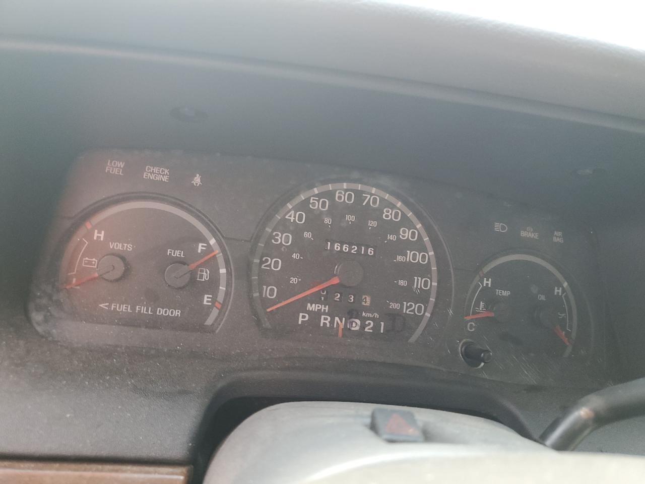 2003 Ford Crown Victoria VIN: 2FAFP73W83X116900 Lot: 85554325