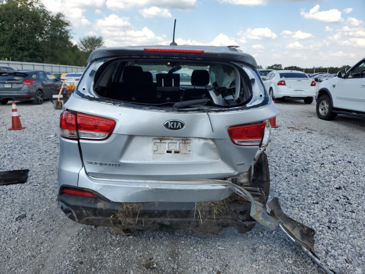 2017 Kia Sorento Lx VIN: 5XYPG4A32HG188598 Lot: 85118545