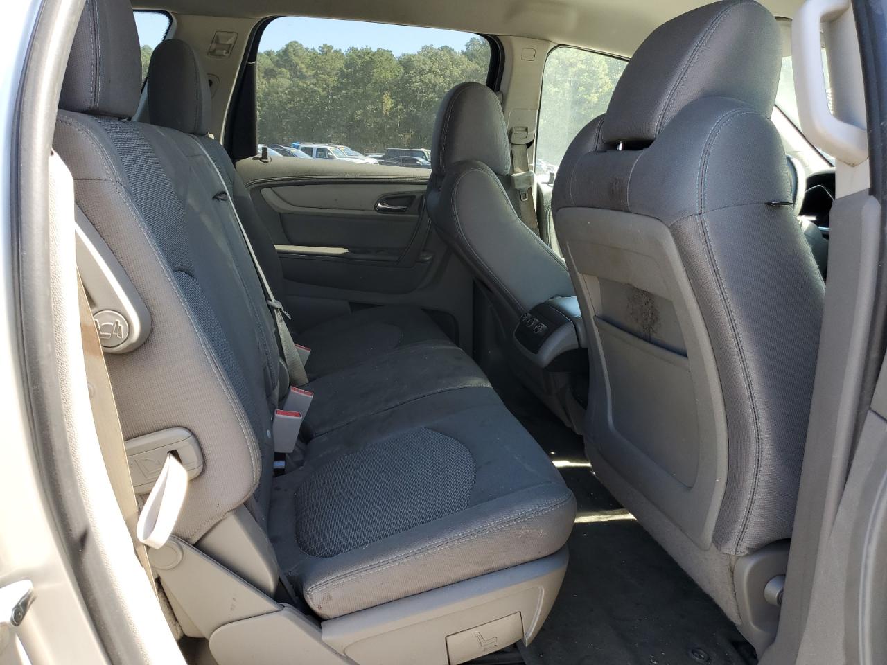 2016 Chevrolet Traverse Ls VIN: 1GNKRFED5GJ318219 Lot: 84653355