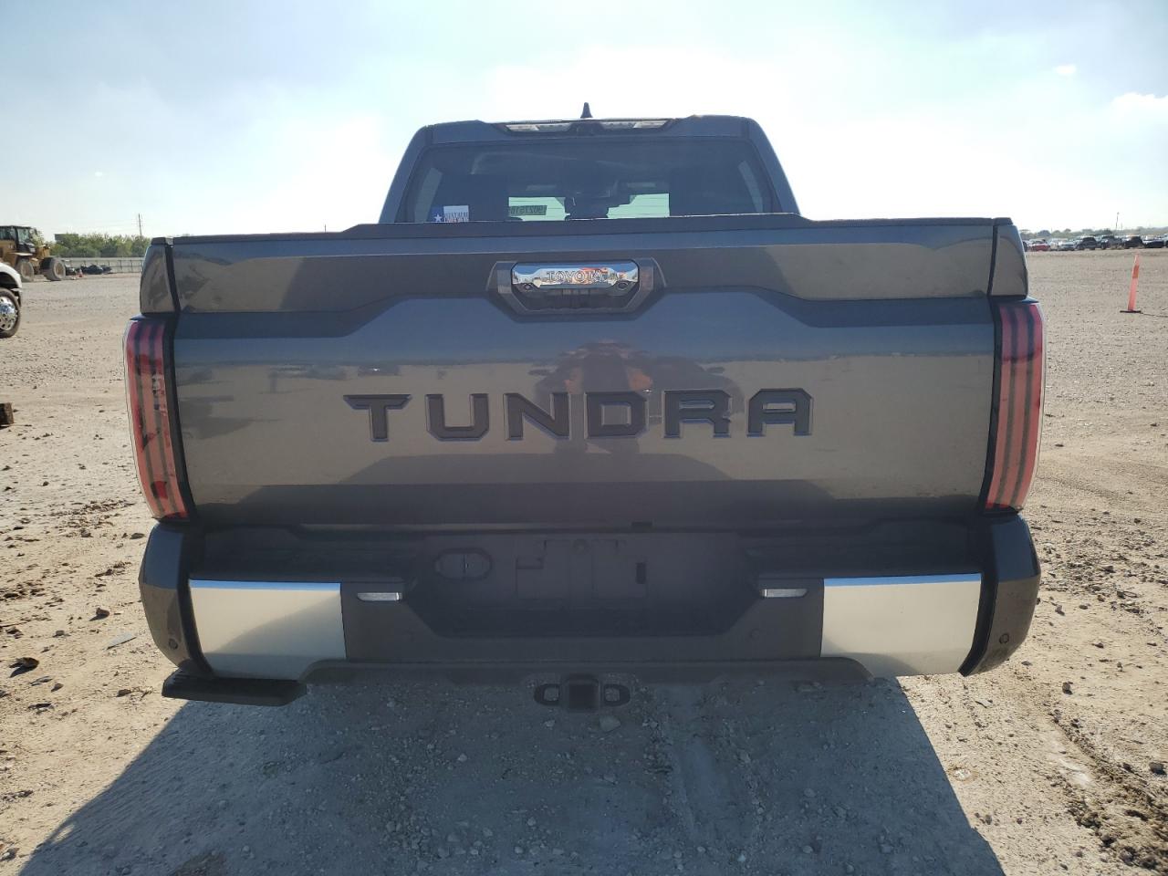 2024 Toyota Tundra Crewmax Limited VIN: 5TFJA5AB1RX035326 Lot: 90275185