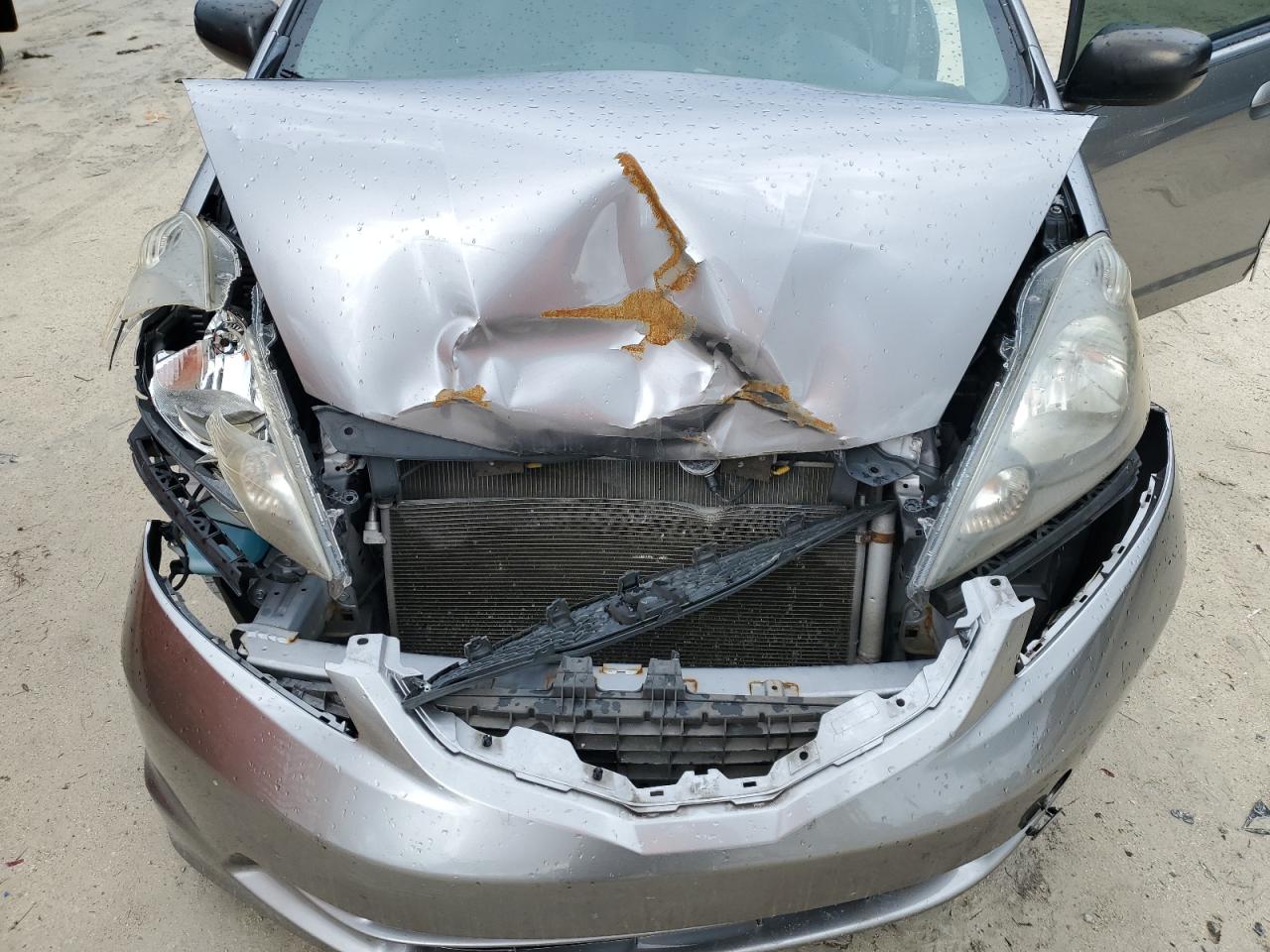 2010 Honda Fit VIN: JHMGE8H2XAS012908 Lot: 85724875