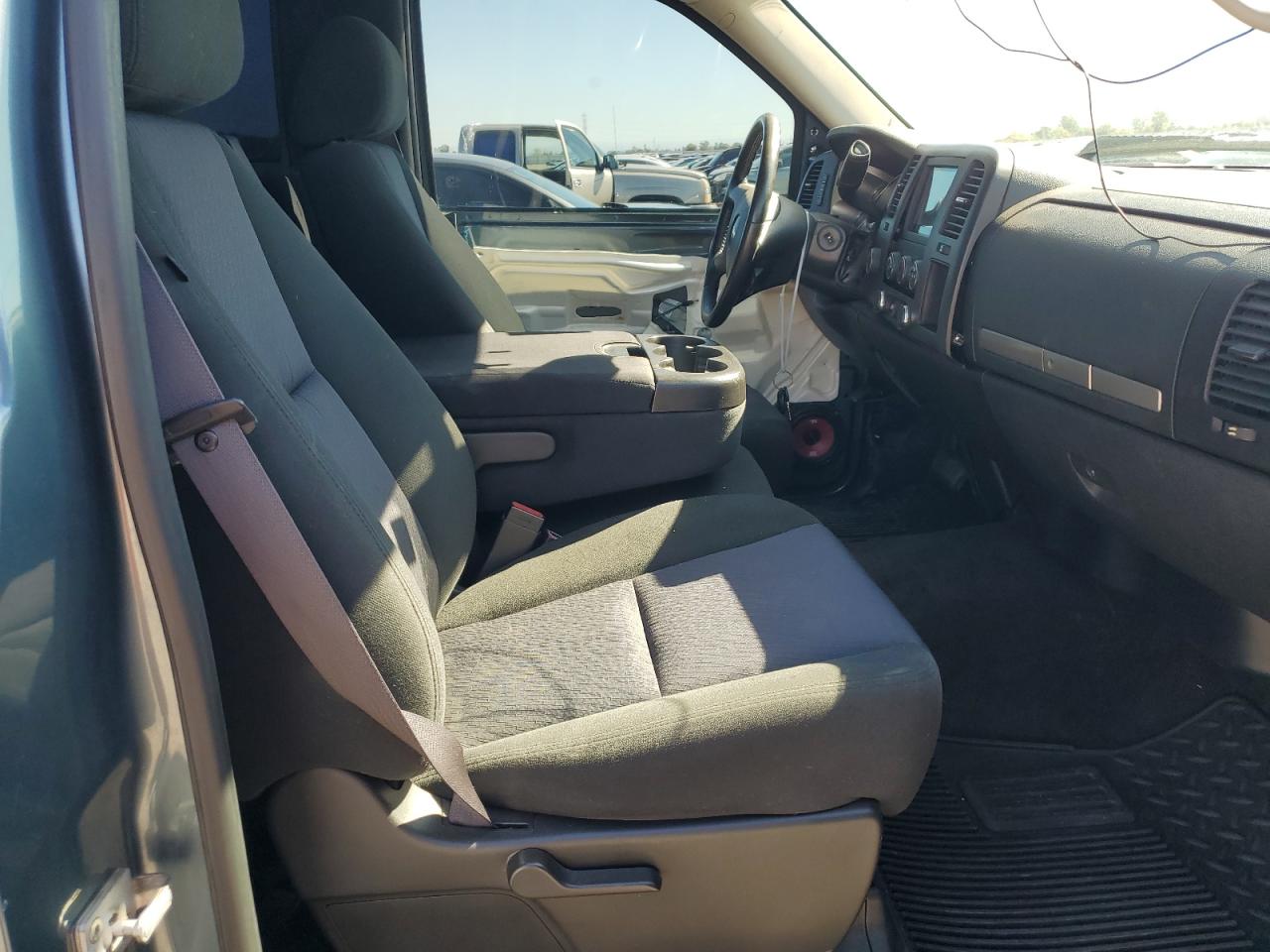 2011 Chevrolet Silverado K1500 Lt VIN: 1GCNKSE07BZ323920 Lot: 84801995