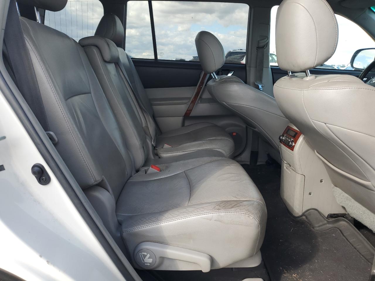 2011 Toyota Highlander Limited VIN: 5TDDK3EH8BS073595 Lot: 85342725