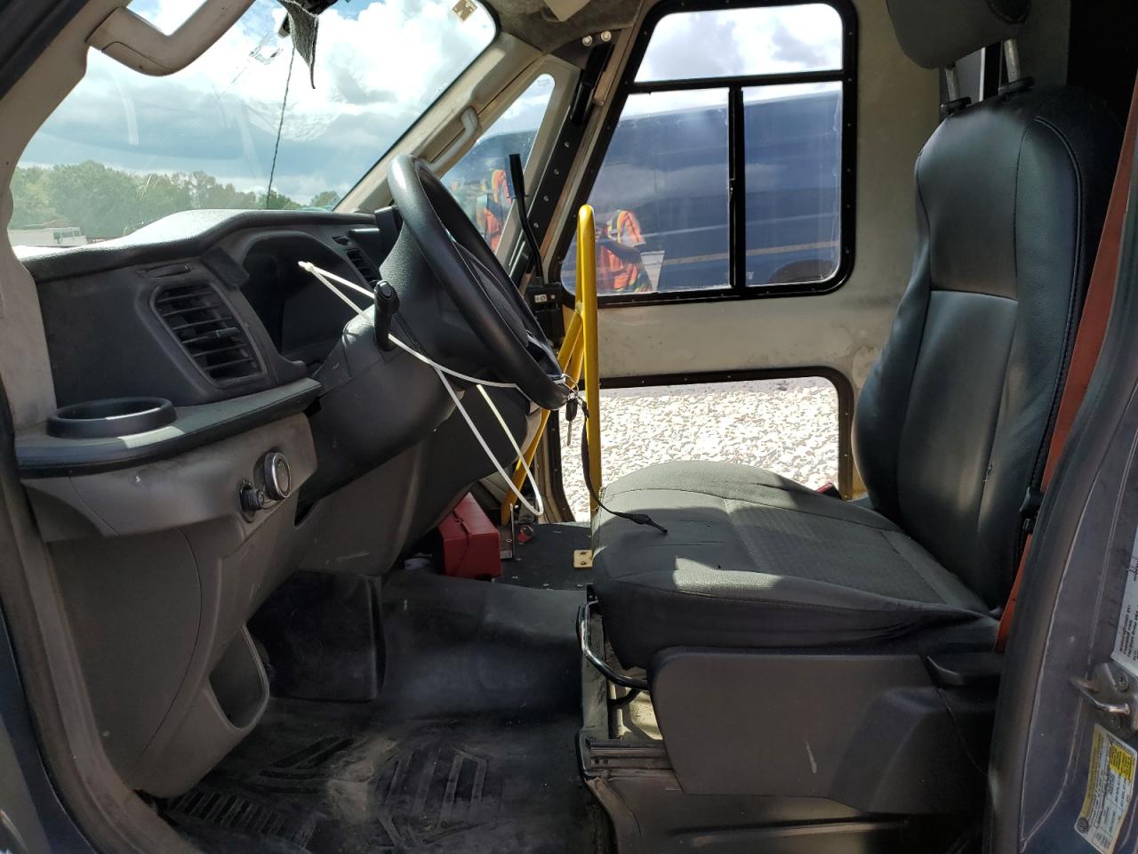 2021 Ford Transit T- - Delivery Van VIN: 1FDDF6P85MKA92209 Lot: 94003955