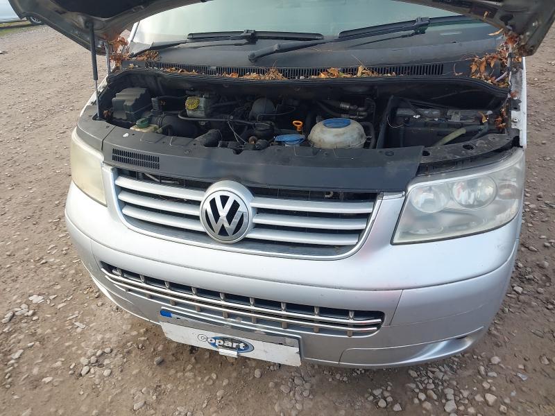 2006 VOLKSWAGEN CARAVELLE 2.5 TDI PD SE 130 5DR