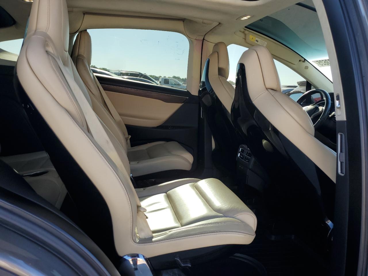 2016 Tesla Model X VIN: 5YJXCBE25GF008280 Lot: 86793625