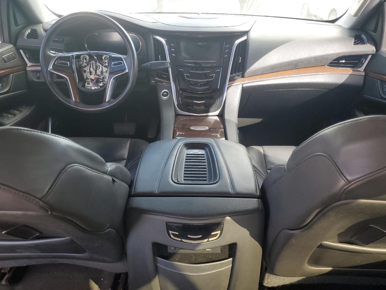 2019 Cadillac Escalade Esv Premium Luxury VIN: 1GYS3JKJ2KR397070 Lot: 90673145