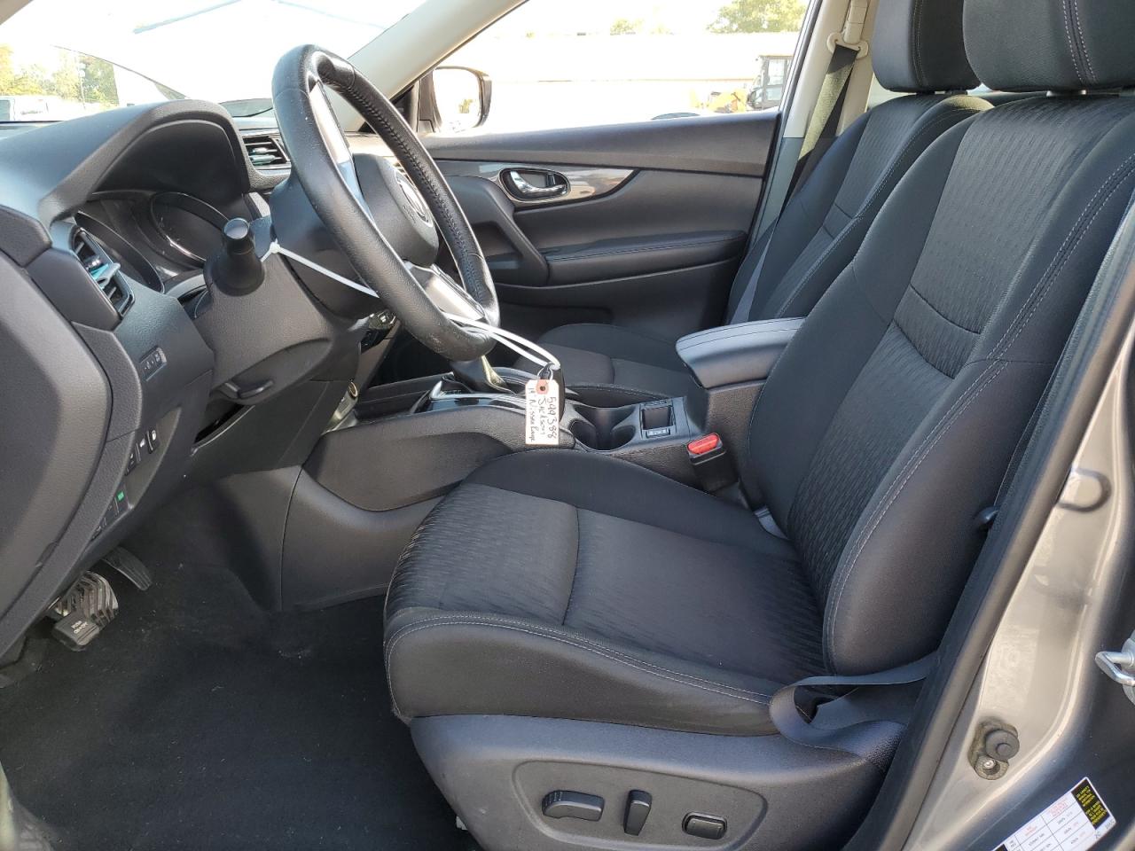 2019 Nissan Rogue S VIN: KNMAT2MV2KP522409 Lot: 82317595