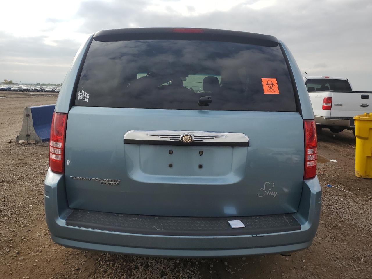 2008 Chrysler Town & Country Touring VIN: 2A8HR54P18R657199 Lot: 85649605