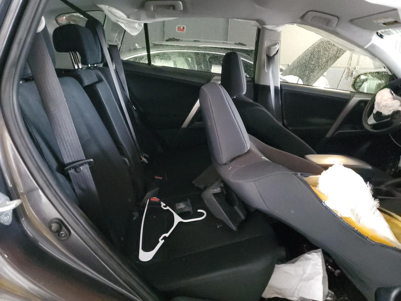 2017 Toyota Rav4 Le VIN: JTMBFREV1HJ140547 Lot: 84881715