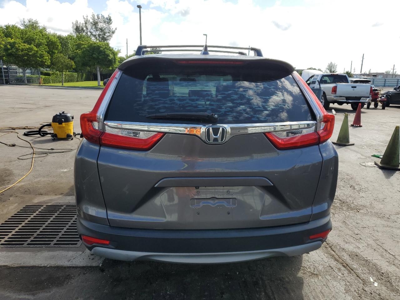 2019 Honda Cr-V Lx VIN: 2HKRW5H30KH422339 Lot: 84869915