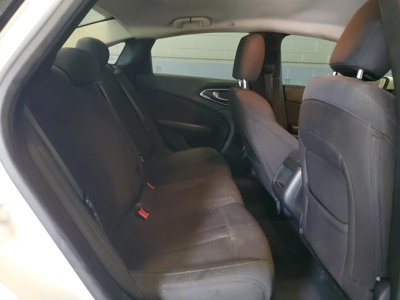 2015 Chrysler 200 Limited VIN: 1C3CCCAB5FN757966 Lot: 86235025