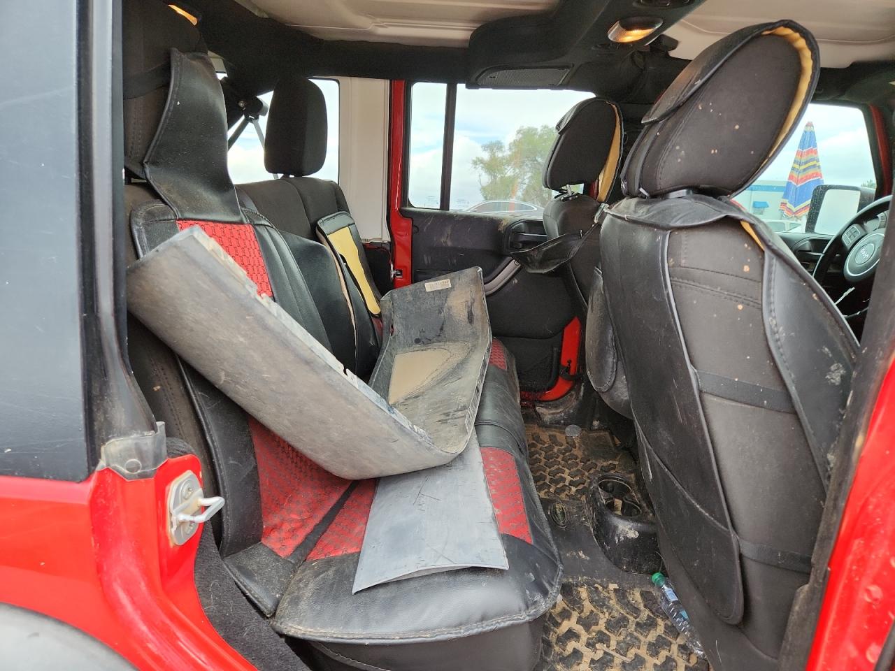 2015 Jeep Wrangler Unlimited Sport VIN: 1C4BJWDG9FL638996 Lot: 82263325