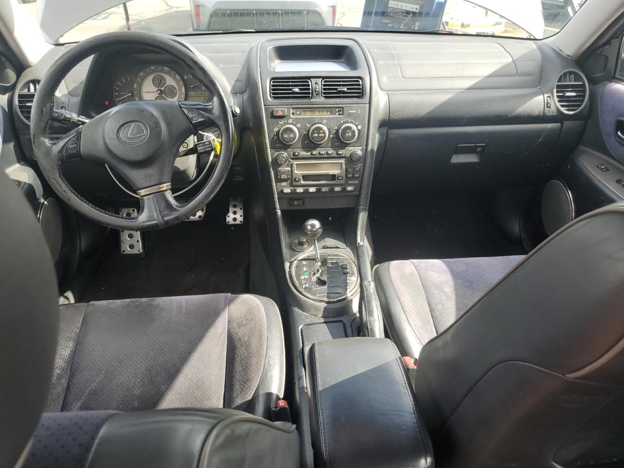 2003 Lexus Is 300 VIN: JTHBD192230072151 Lot: 84264075