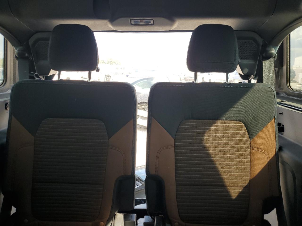 2022 Ford Bronco Base VIN: 1FMDE5AH9NLB10129 Lot: 89722855