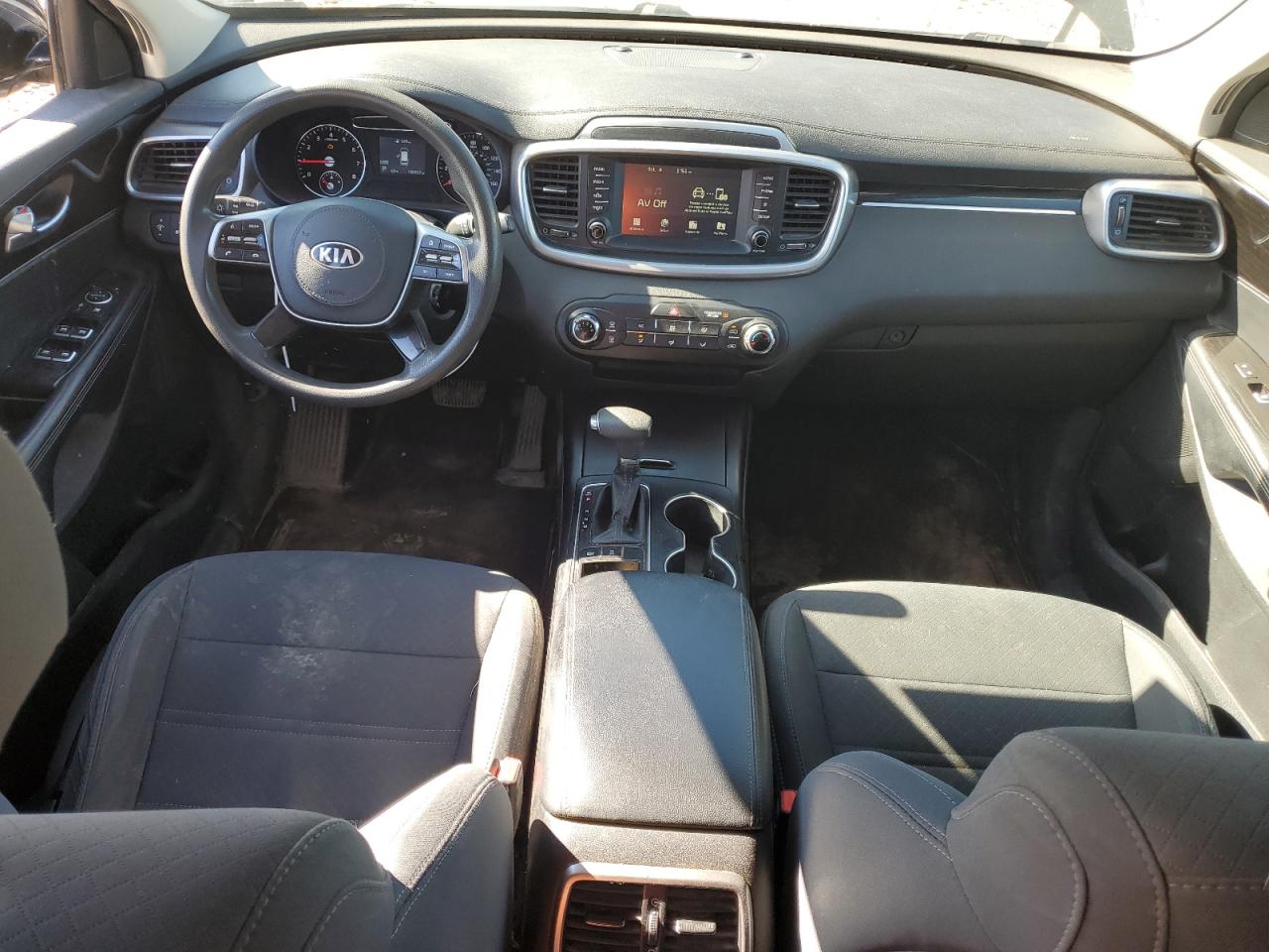 2019 Kia Sorento L VIN: 5XYPGDA37KG546589 Lot: 82314955