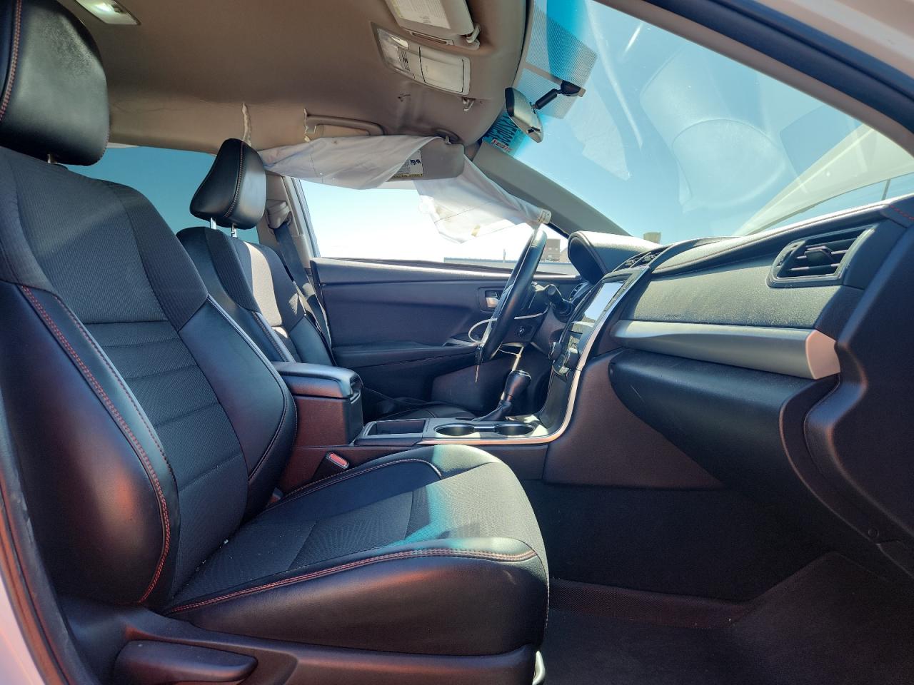 2016 Toyota Camry Le VIN: 4T1BF1FK2GU165472 Lot: 82320635