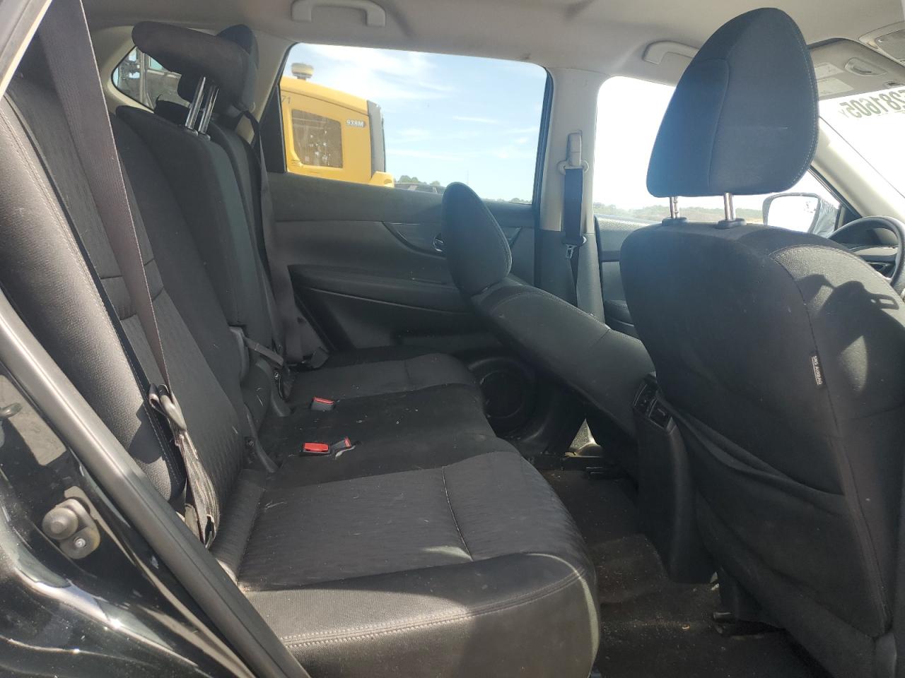 2017 Nissan Rogue S VIN: KNMAT2MV0HP541646 Lot: 85281605