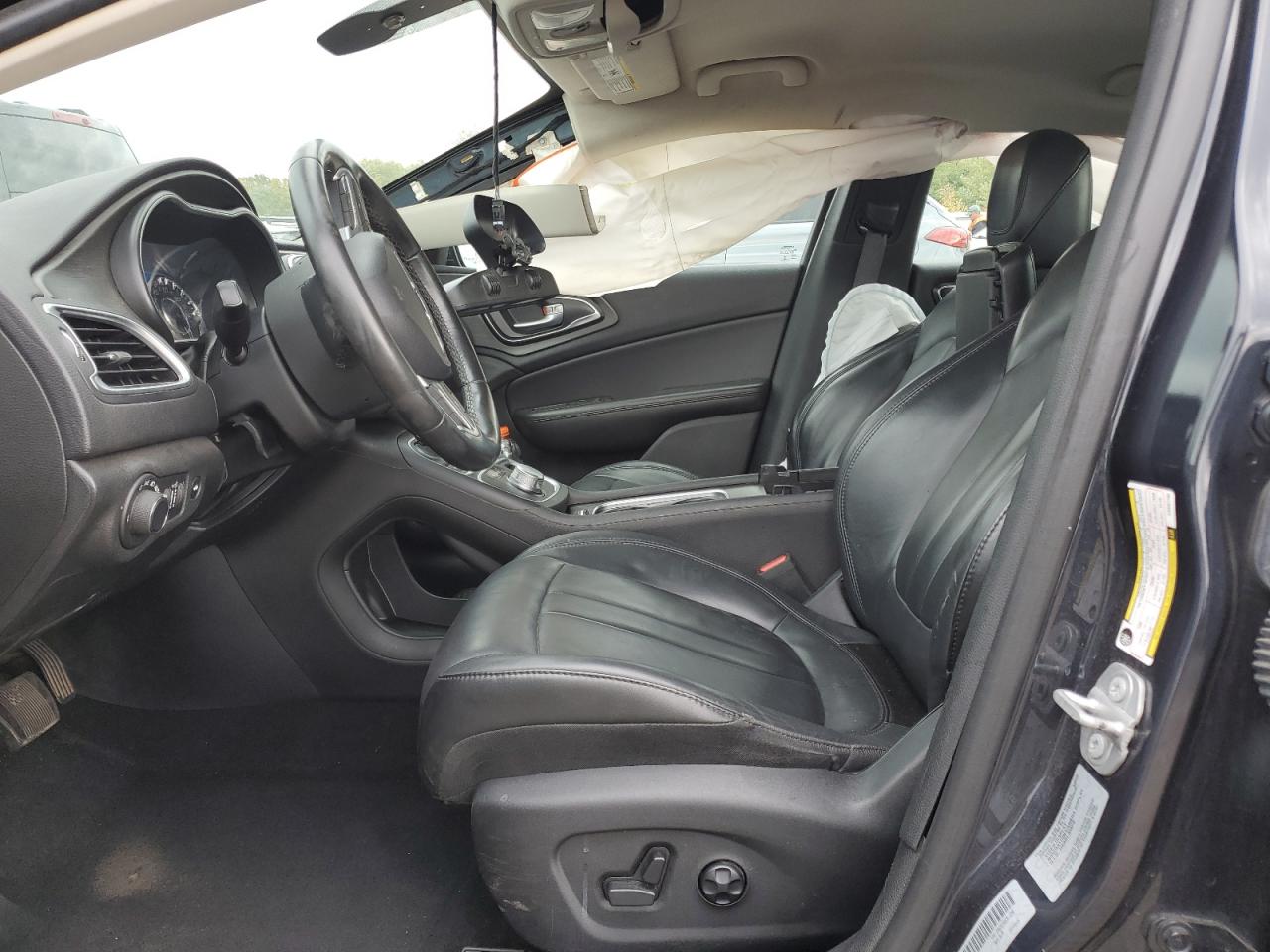 2017 Chrysler 200 Limited VIN: 1C3CCCAB0HN507795 Lot: 87206845