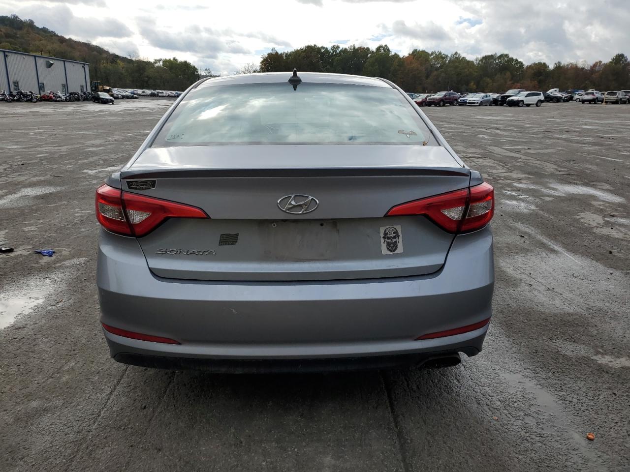 2017 Hyundai Sonata Se VIN: 5NPE24AF8HH568487 Lot: 89463575