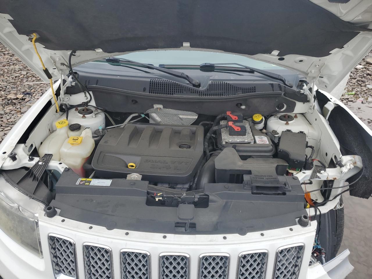 2014 Jeep Compass Latitude VIN: 1C4NJDEB1ED529039 Lot: 82340595