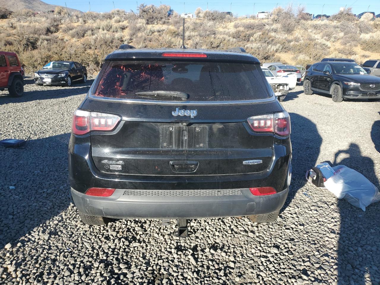 2018 Jeep Compass Latitude VIN: 3C4NJDBBXJT366349 Lot: 90808335