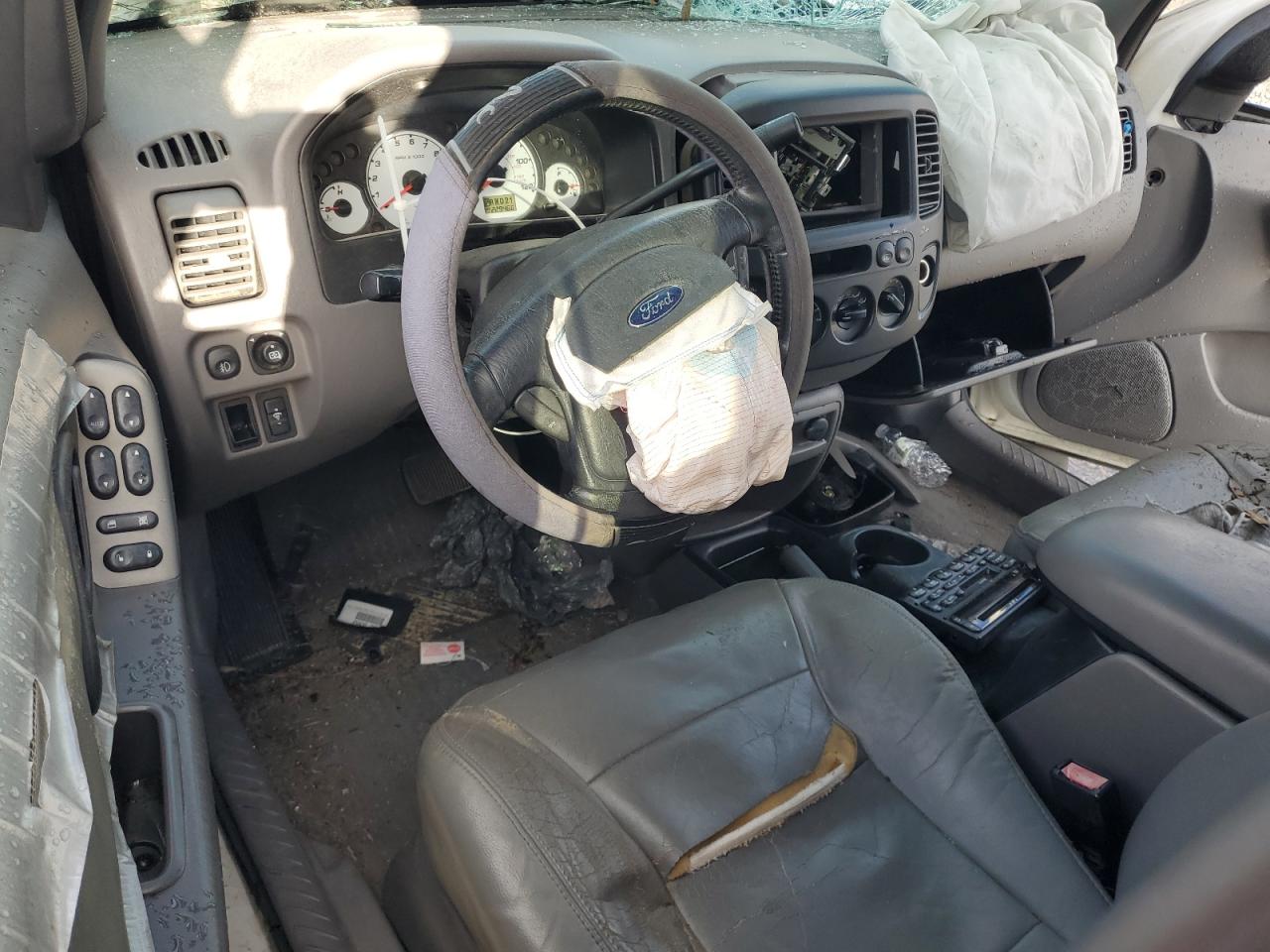 2002 Ford Escape Xlt VIN: 1FMYU04112KD14642 Lot: 90708395