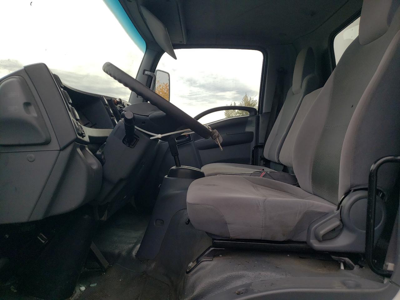 2018 Isuzu Nqr Box Truck VIN: JALE5W161J7900703 Lot: 84548175