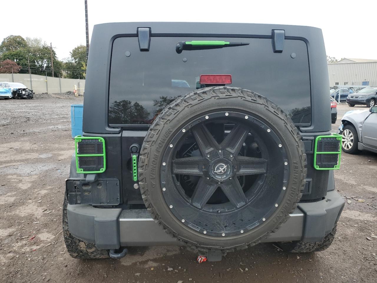 2014 Jeep Wrangler Unlimited Sport VIN: 1C4BJWDG3EL235742 Lot: 82445455