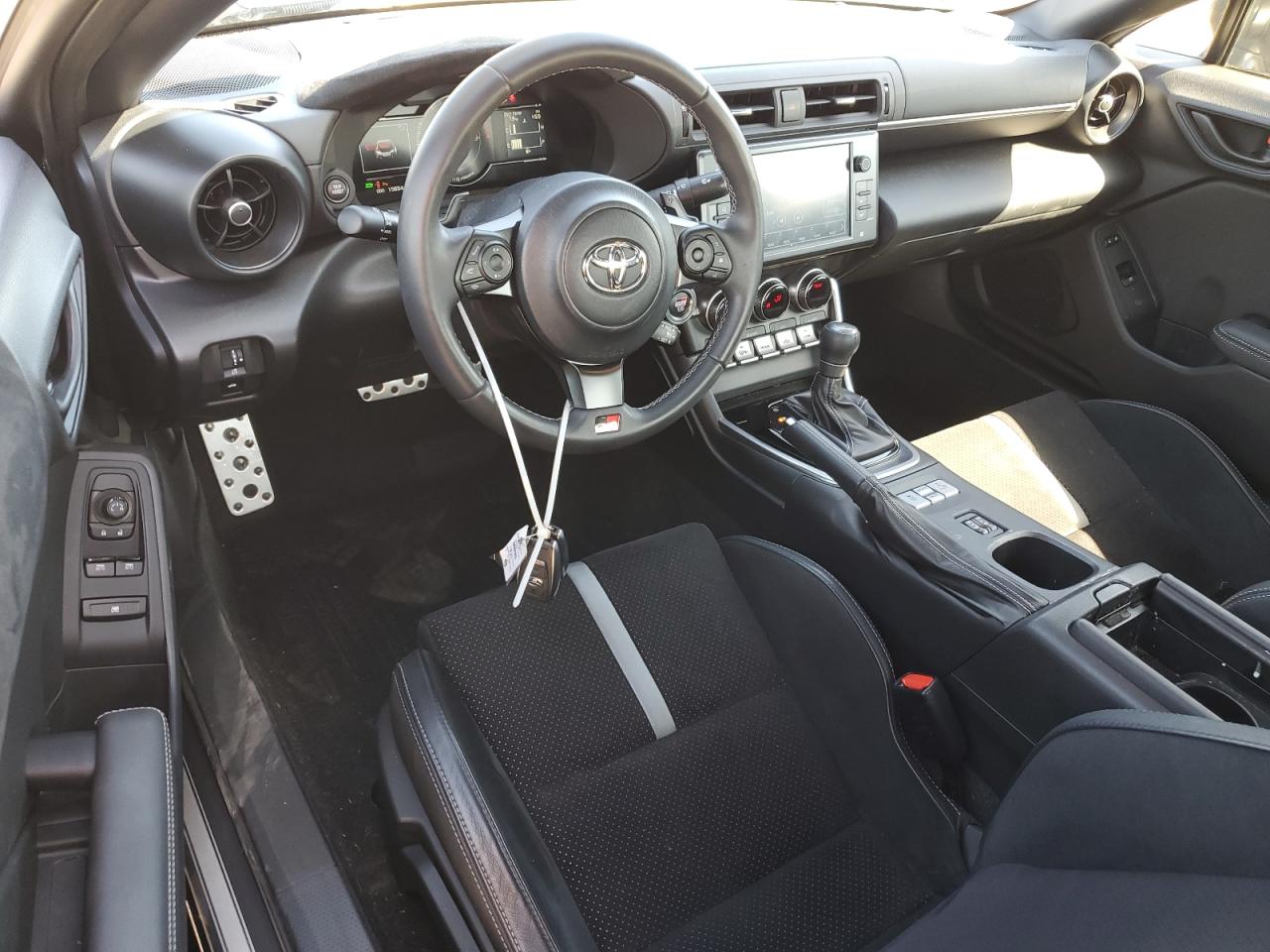 2024 Toyota Gr 86 Premium VIN: JF1ZNBE18R8755343 Lot: 85858405