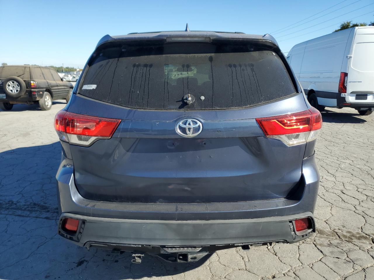 2018 Toyota Highlander Le VIN: 5TDZZRFH6JS250405 Lot: 84912515