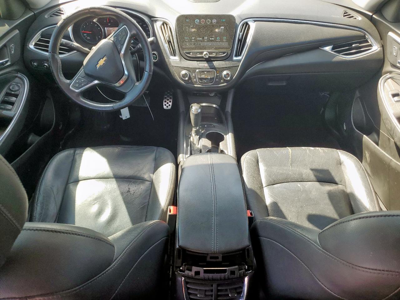 2017 Chev Impala VIN: 1G1ZE5ST7HF153070 Lot: 85896835