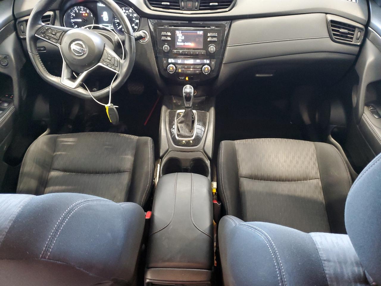 2017 Nissan Rogue S VIN: JN8AT2MV9HW256647 Lot: 81964755